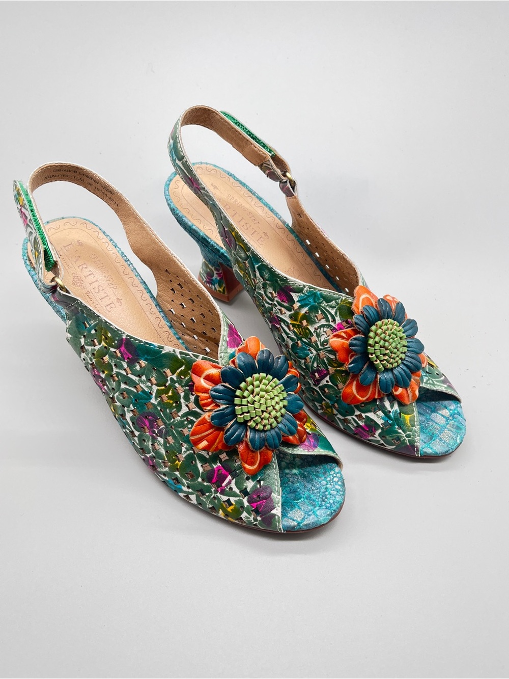 Spring Step L’Artiste “Arautre-TLM. Size 38. Worn once. Multi/color Hand painted